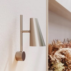 Woud Cono Wall Lamp