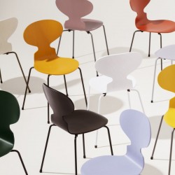 Fritz Hansen Series 7 Chair...