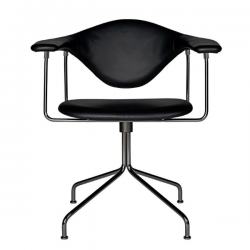 Gubi Masculo Lounge Swivel Chair Black Frame/Black Leather