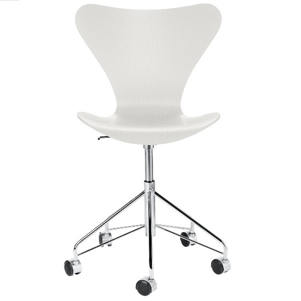 Buy Fritz Hansen Series 7 Office Chair at Questo Design