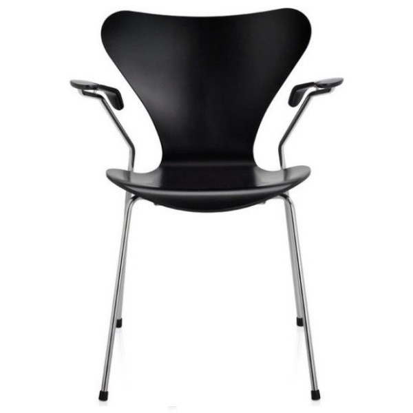 Fritz Hansen Series 7 Armchair 