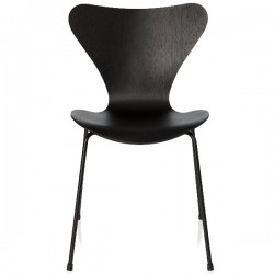 Fritz Hansen Series 7 Chair Monochrome