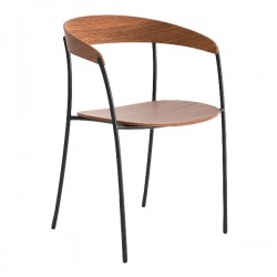 Fredericia Yksi Chair At Questo Design