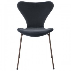 Fritz Hansen Series 7™ Velvet chair