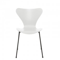 Fritz Hansen Series 7 Chair 2020,  3107 ( 4 Legs) Ash Color