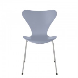 Fritz Hansen Series 7 Chair 2020. 3107 ( 4L) Lacquered