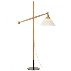 Le Klint 325 Floor Lamp