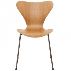 Fritz Hansen Series 7 Chair...