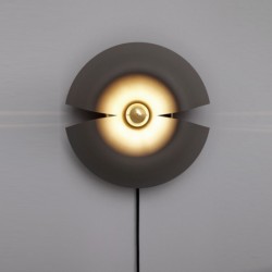 AYTM Cycnus Wall Lamp