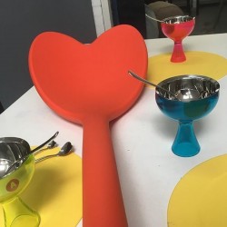 https://media.questodesign.com/84064-home_default/alessi-big-love-spoon-xxl.jpg