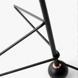 &Tradition Tripod Table Lamp