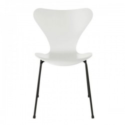 Fritz Hansen Series 7 Chair 3107 Lacquered White/Black Legs